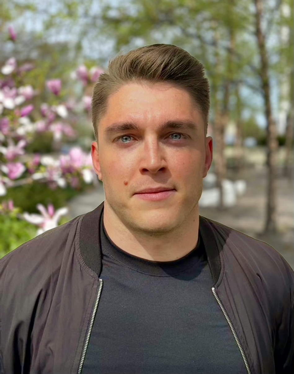 2025 headshot